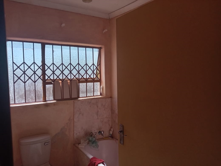 3 Bedroom Property for Sale in Mahlasedi Park Limpopo