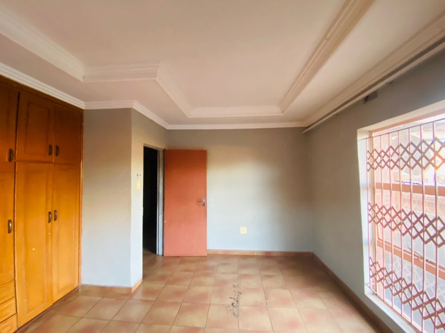 5 Bedroom Property for Sale in Sibasa Limpopo