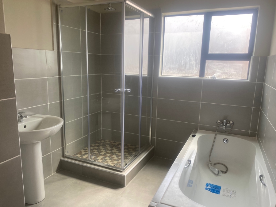 To Let 3 Bedroom Property for Rent in Ivydale A H Limpopo