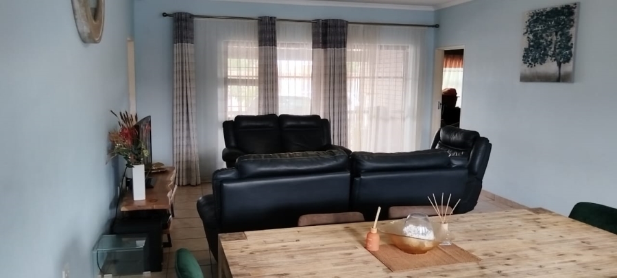 4 Bedroom Property for Sale in Lephalale Limpopo
