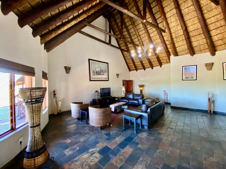 5 Bedroom Property for Sale in Zebula Golf Estate Limpopo