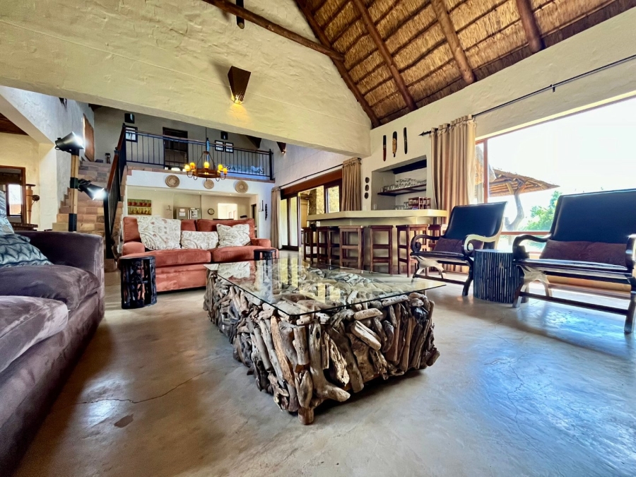 5 Bedroom Property for Sale in Zebula Golf Estate Limpopo