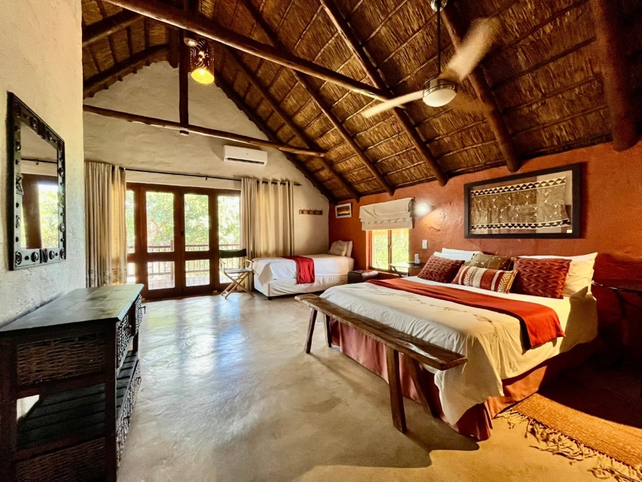 5 Bedroom Property for Sale in Zebula Golf Estate Limpopo
