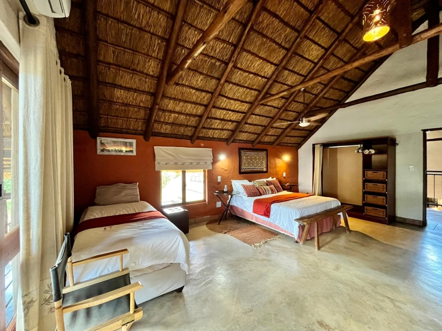 5 Bedroom Property for Sale in Zebula Golf Estate Limpopo