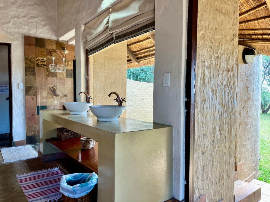5 Bedroom Property for Sale in Zebula Golf Estate Limpopo