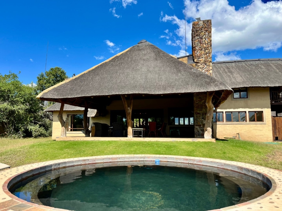 5 Bedroom Property for Sale in Zebula Golf Estate Limpopo