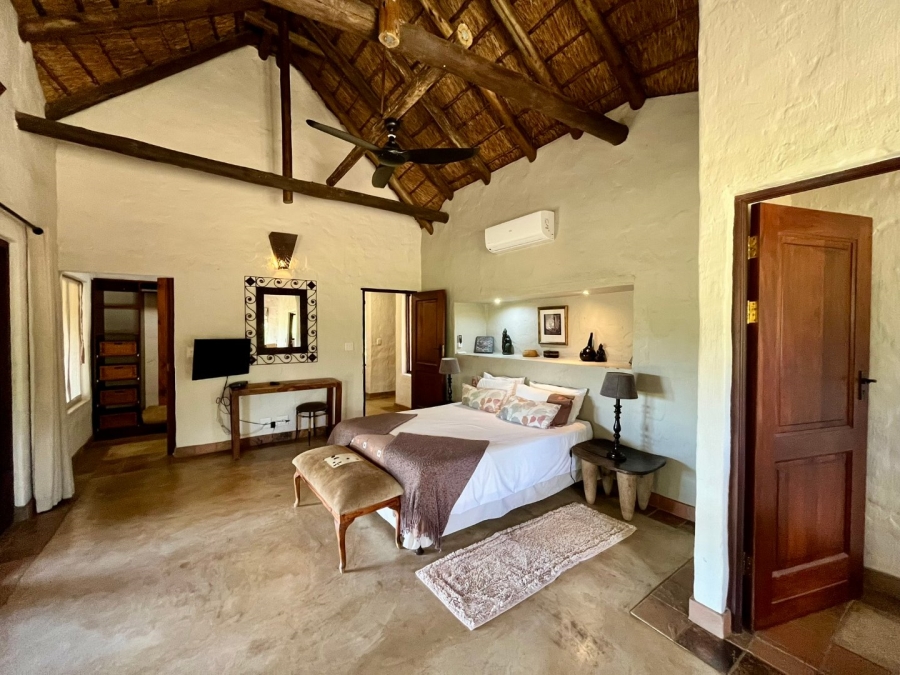 5 Bedroom Property for Sale in Zebula Golf Estate Limpopo
