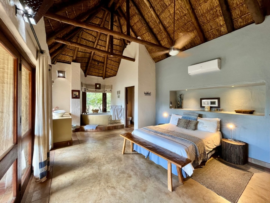 5 Bedroom Property for Sale in Zebula Golf Estate Limpopo
