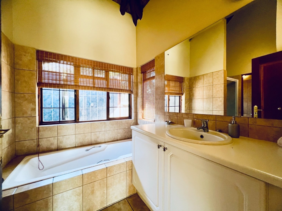 4 Bedroom Property for Sale in Zebula Golf Estate Limpopo