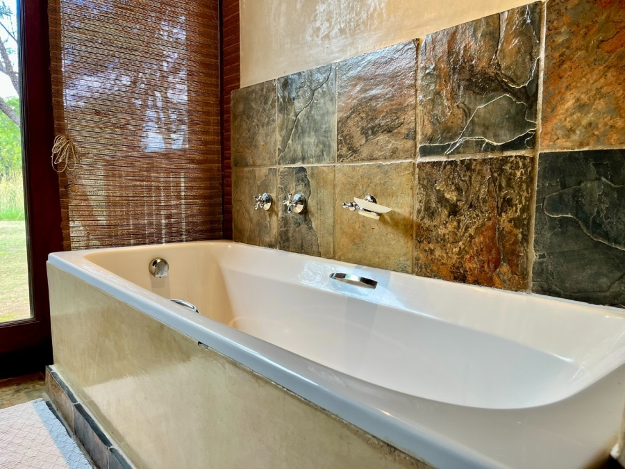 6 Bedroom Property for Sale in Zebula Golf Estate Limpopo