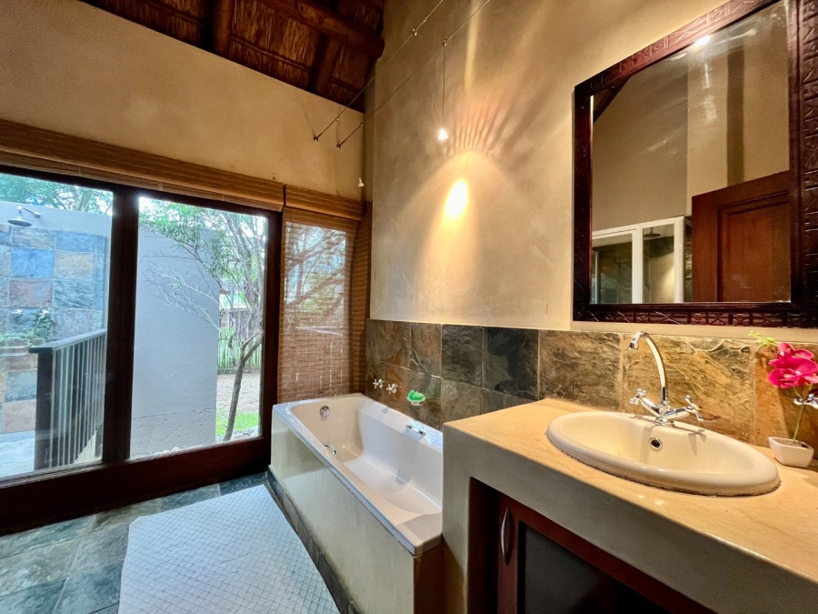 6 Bedroom Property for Sale in Zebula Golf Estate Limpopo