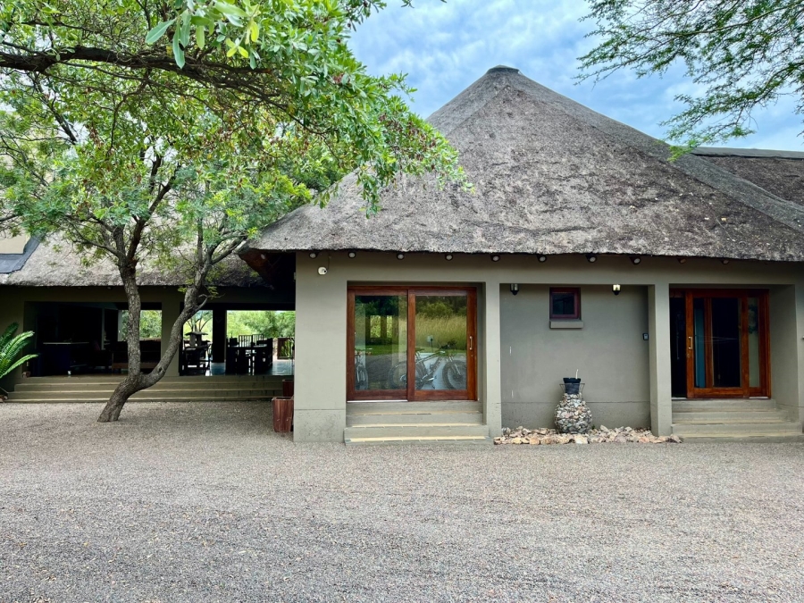 6 Bedroom Property for Sale in Zebula Golf Estate Limpopo