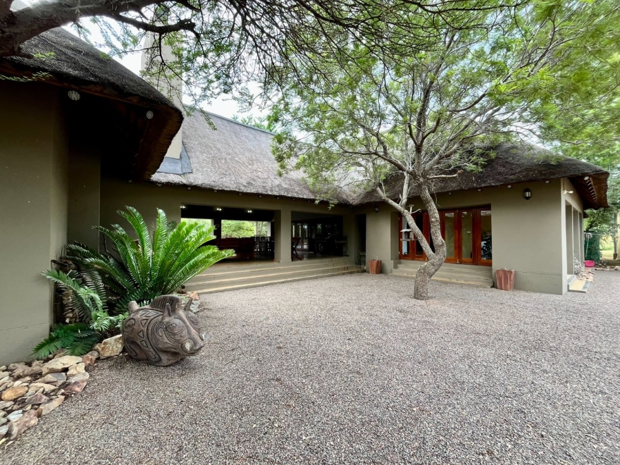 6 Bedroom Property for Sale in Zebula Golf Estate Limpopo