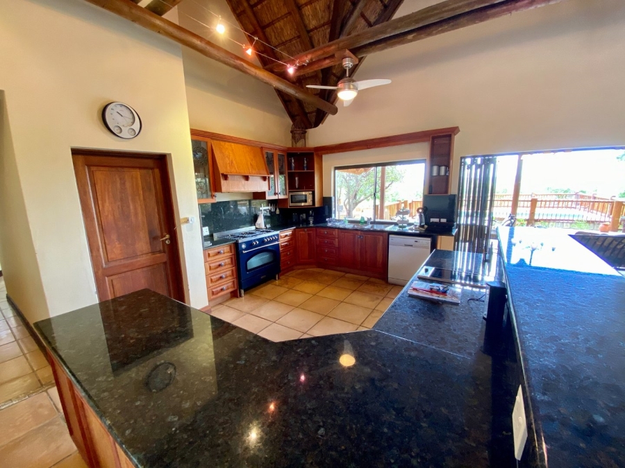 5 Bedroom Property for Sale in Zebula Golf Estate Limpopo