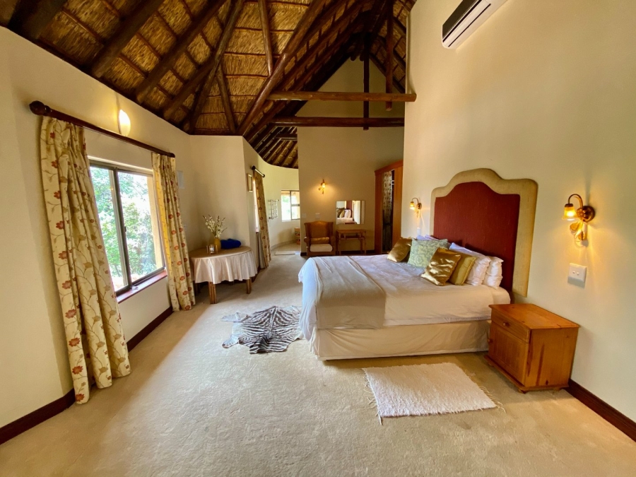 5 Bedroom Property for Sale in Zebula Golf Estate Limpopo