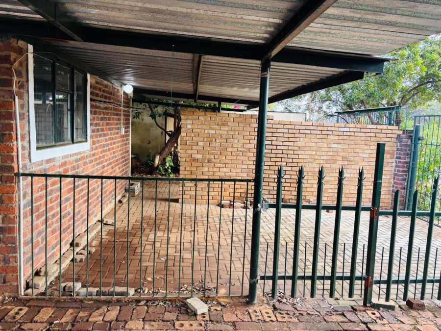7 Bedroom Property for Sale in Kameeldoringpark Limpopo