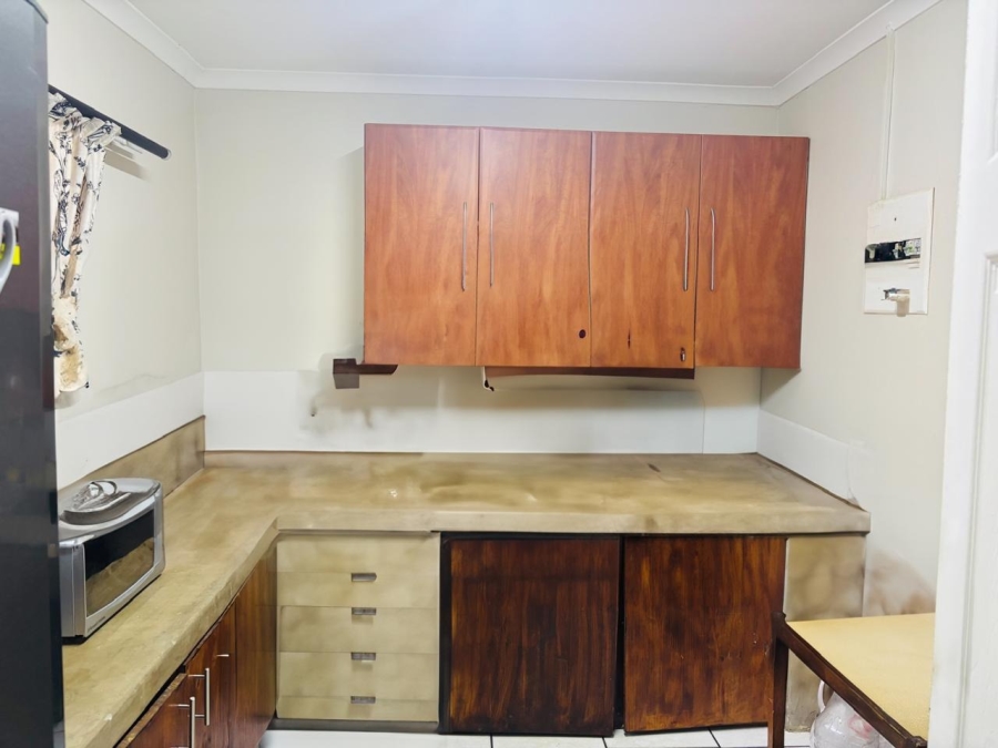 7 Bedroom Property for Sale in Kameeldoringpark Limpopo