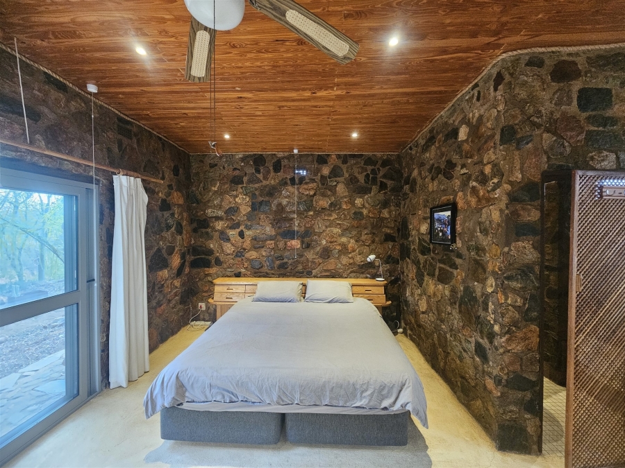 To Let 3 Bedroom Property for Rent in Ndlovumzi Limpopo