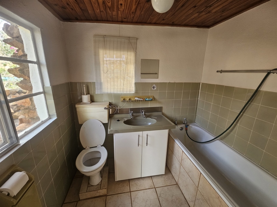 To Let 3 Bedroom Property for Rent in Ndlovumzi Limpopo