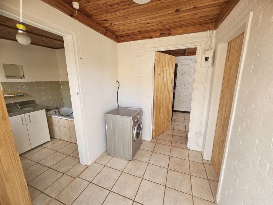 To Let 3 Bedroom Property for Rent in Ndlovumzi Limpopo