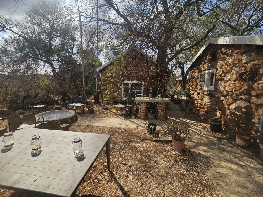 To Let 3 Bedroom Property for Rent in Ndlovumzi Limpopo