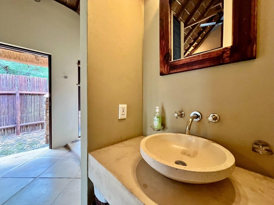 6 Bedroom Property for Sale in Zebula Golf Estate Limpopo