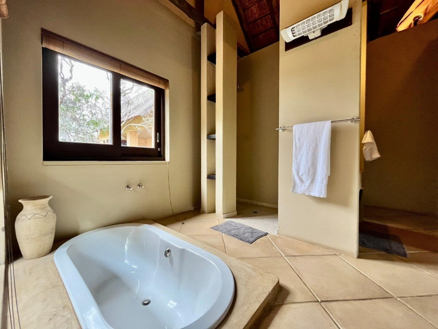 6 Bedroom Property for Sale in Zebula Golf Estate Limpopo