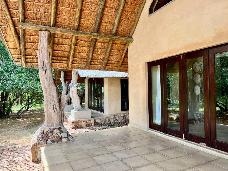 6 Bedroom Property for Sale in Zebula Golf Estate Limpopo