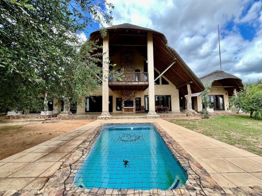 6 Bedroom Property for Sale in Zebula Golf Estate Limpopo