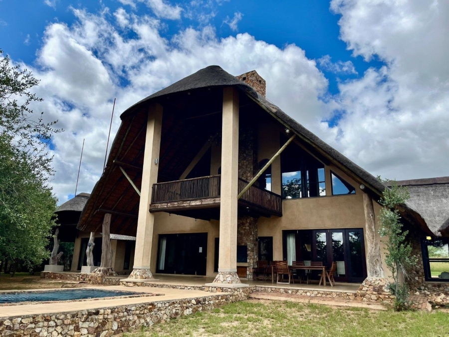 6 Bedroom Property for Sale in Zebula Golf Estate Limpopo