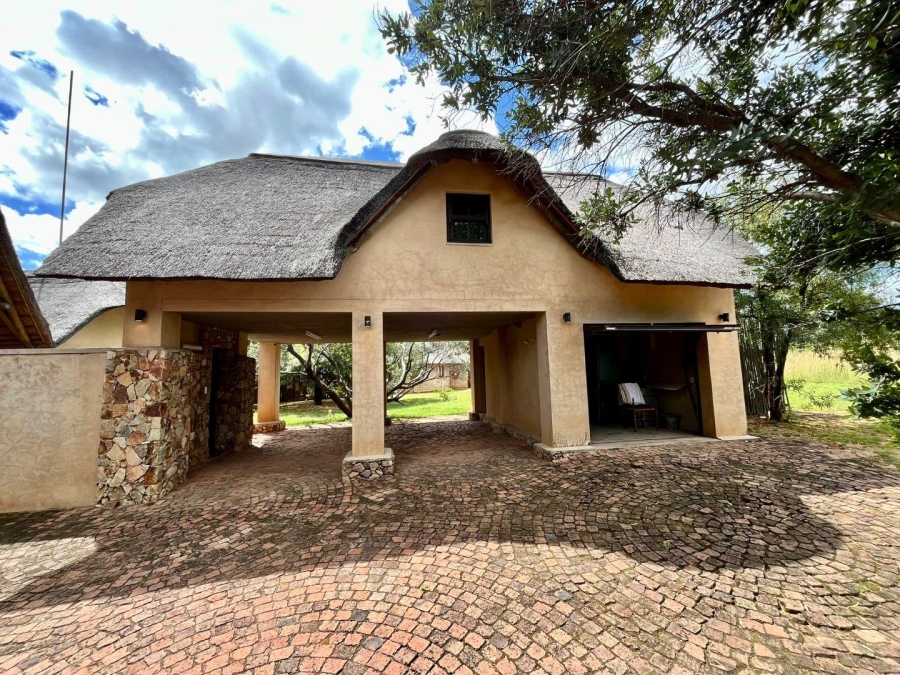 6 Bedroom Property for Sale in Zebula Golf Estate Limpopo