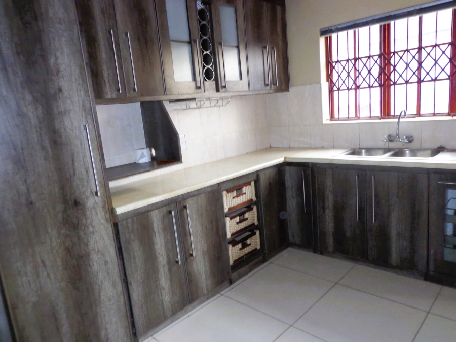 3 Bedroom Property for Sale in Mahlasedi Park Limpopo