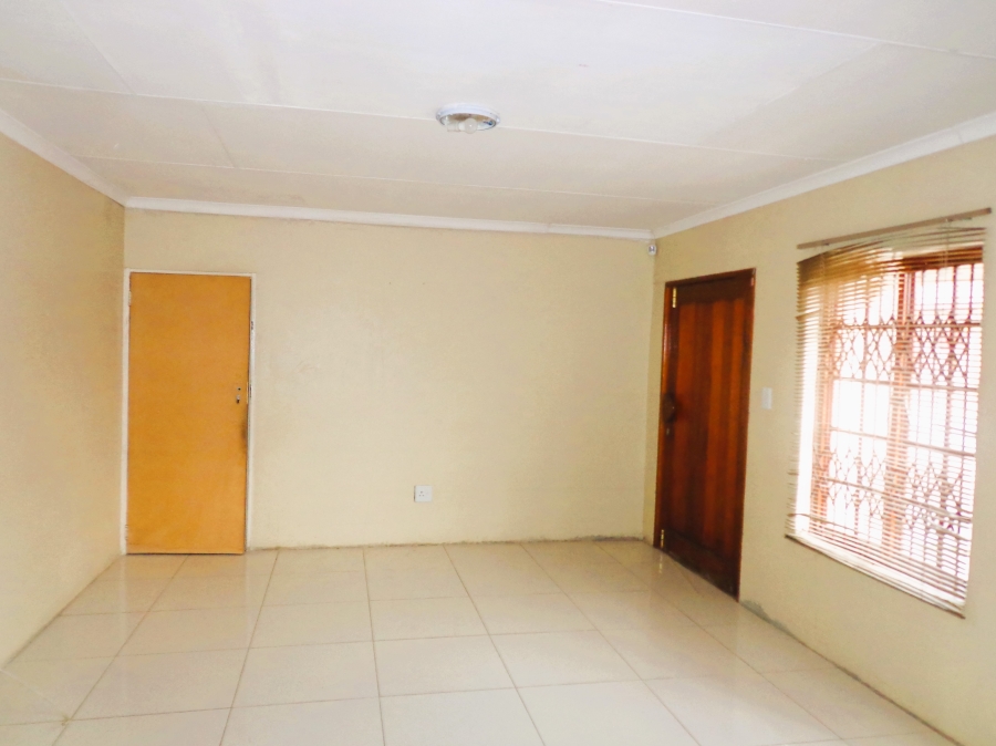 3 Bedroom Property for Sale in Mahlasedi Park Limpopo