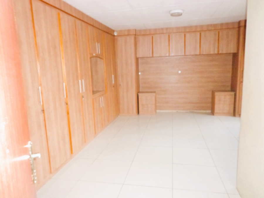 3 Bedroom Property for Sale in Mahlasedi Park Limpopo