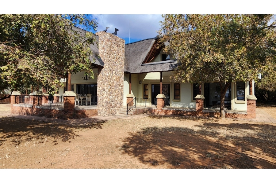 5 Bedroom Property for Sale in Zebula Golf Estate Limpopo