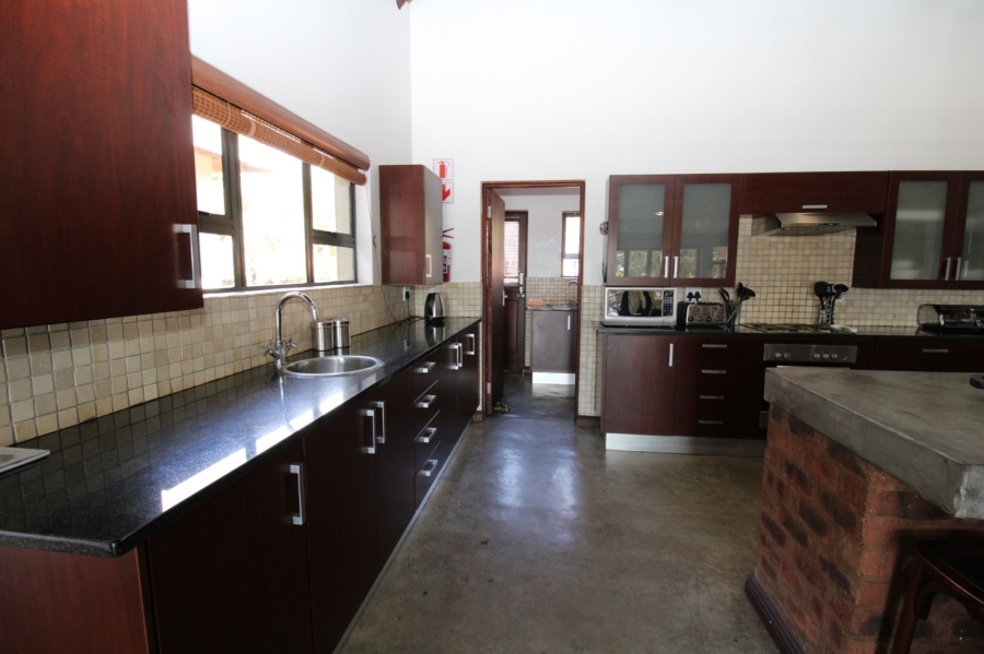 5 Bedroom Property for Sale in Zebula Golf Estate Limpopo