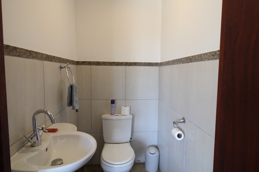 5 Bedroom Property for Sale in Zebula Golf Estate Limpopo