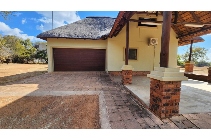 5 Bedroom Property for Sale in Zebula Golf Estate Limpopo
