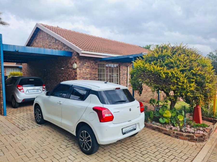2 Bedroom Property for Sale in Koraal Retirement Village Limpopo