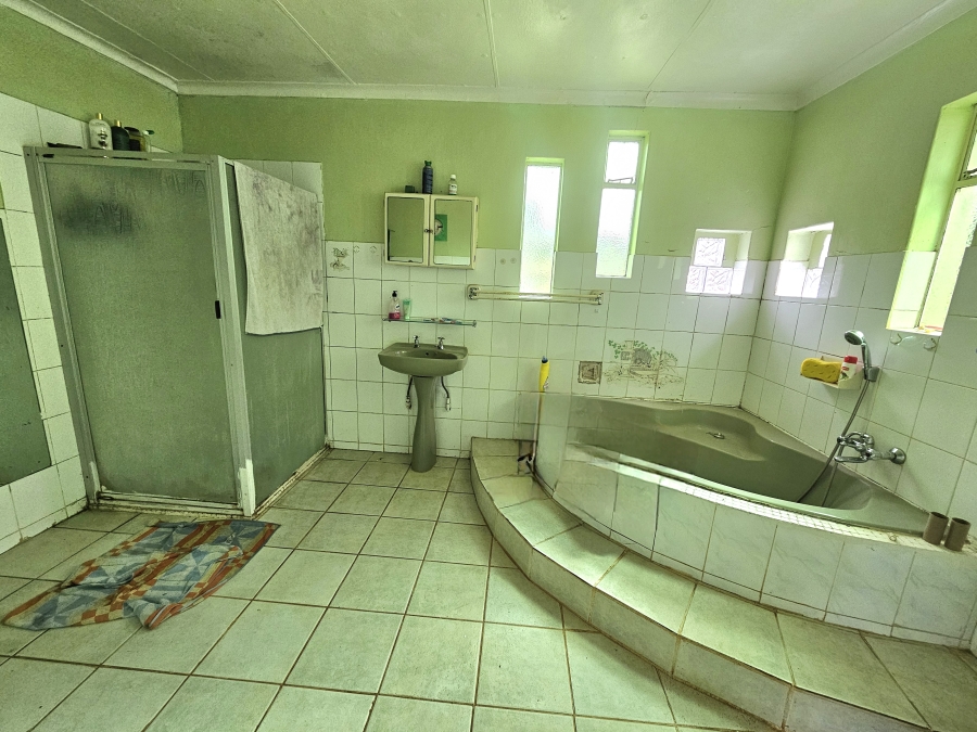 4 Bedroom Property for Sale in Louis Trichardt Limpopo