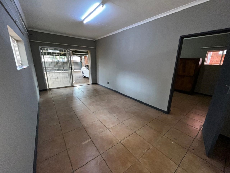 To Let 1 Bedroom Property for Rent in Chroompark Limpopo