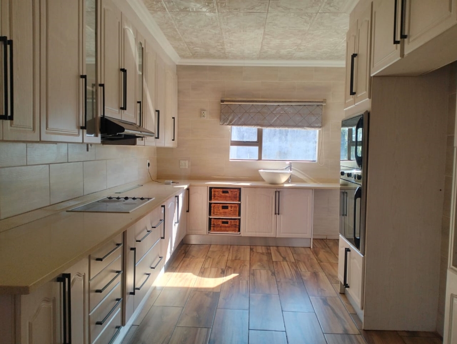 5 Bedroom Property for Sale in Riverside Estate Limpopo