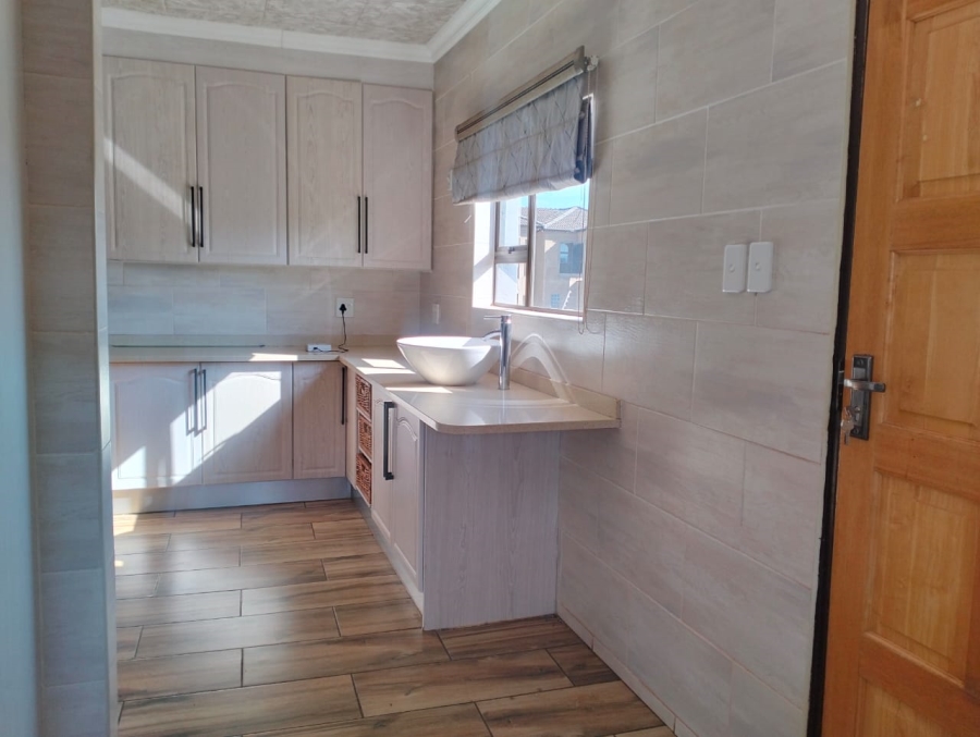 5 Bedroom Property for Sale in Riverside Estate Limpopo
