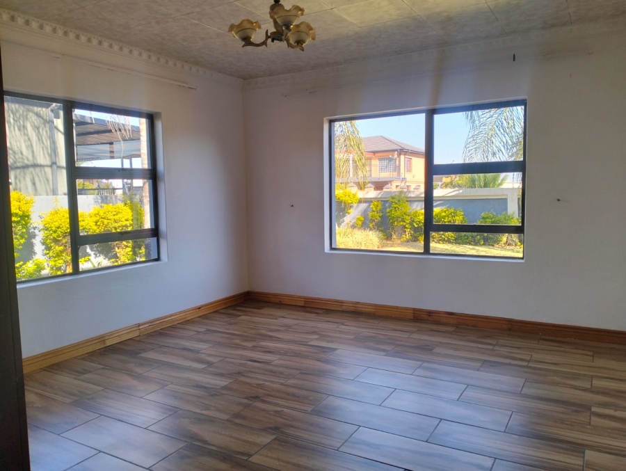 5 Bedroom Property for Sale in Riverside Estate Limpopo