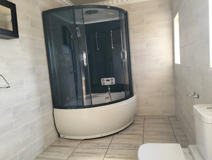 5 Bedroom Property for Sale in Riverside Estate Limpopo