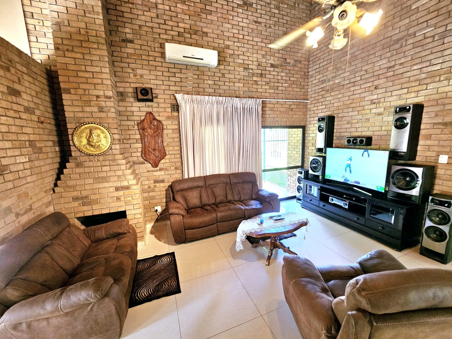 5 Bedroom Property for Sale in Louis Trichardt Limpopo