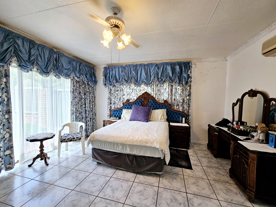 5 Bedroom Property for Sale in Louis Trichardt Limpopo