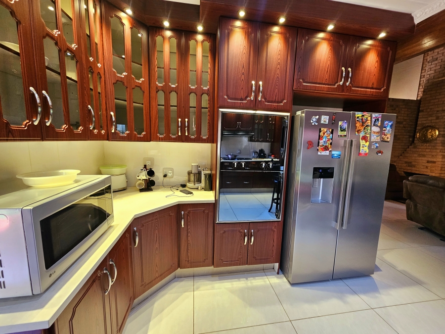 5 Bedroom Property for Sale in Louis Trichardt Limpopo