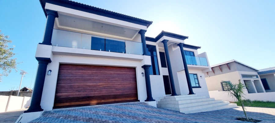 4 Bedroom Property for Sale in Woodhill Estate Limpopo