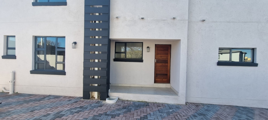 4 Bedroom Property for Sale in Woodhill Estate Limpopo